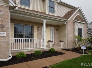 2122 W Broadland Dr, Dunlap, IL 61525