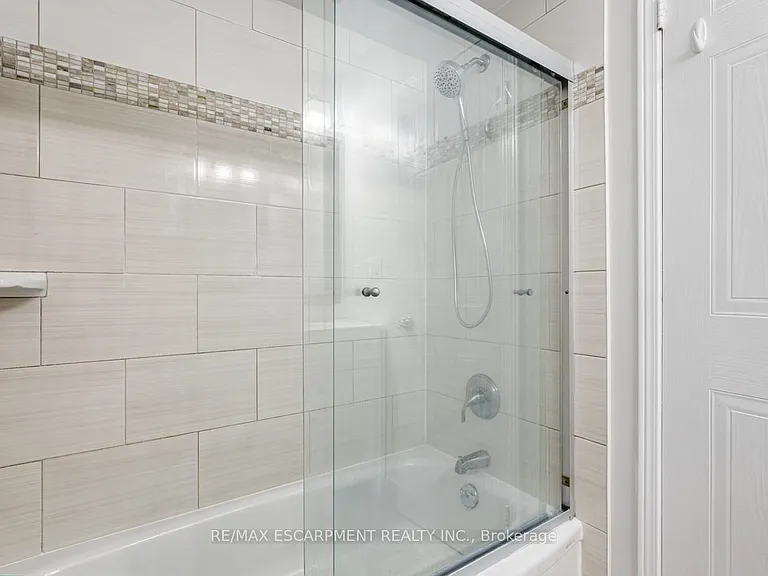 2790 Huntingdon Trl — Photo 18