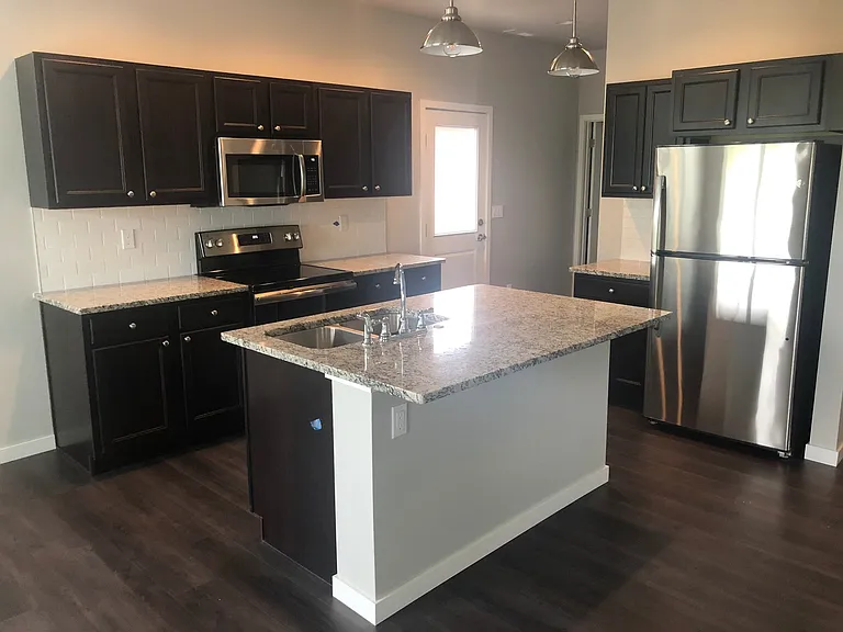 1648 Ellis Blvd NW — Photo 14