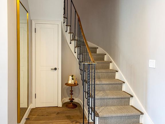 5th image of 220 Madison Ave #14/15H