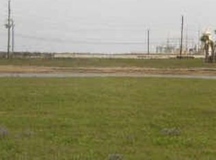 4131 Great Blue Heron Dr, Galveston, TX 77554