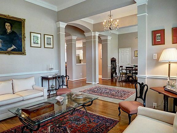 4th image of 22023 Glen Arden Ln