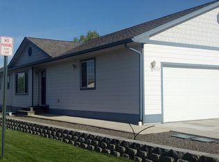 208 S Long Rd, Spokane Valley, WA 99016