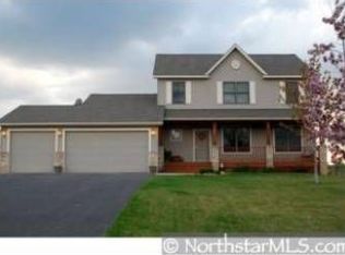 20410 Quapaw St NW, Oak Grove, MN 55303