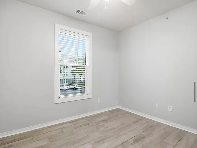 130 River Landing Dr — Photo 10