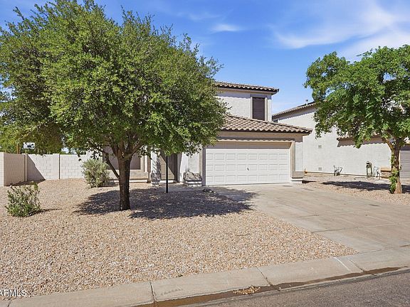 3rd image of 4318 E ROUSAY Drive