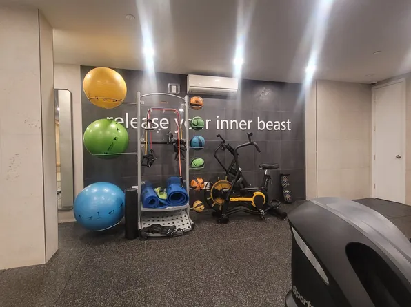 17 Granite Street image 16 of 24