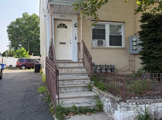 629-631 Myrtle St, Elizabeth, NJ 07202