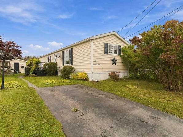 18 Birchill Dr, Eastern Passage, NS B3G 1C7