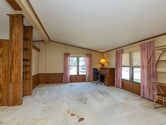 5th image of 7 Sycamore Dr