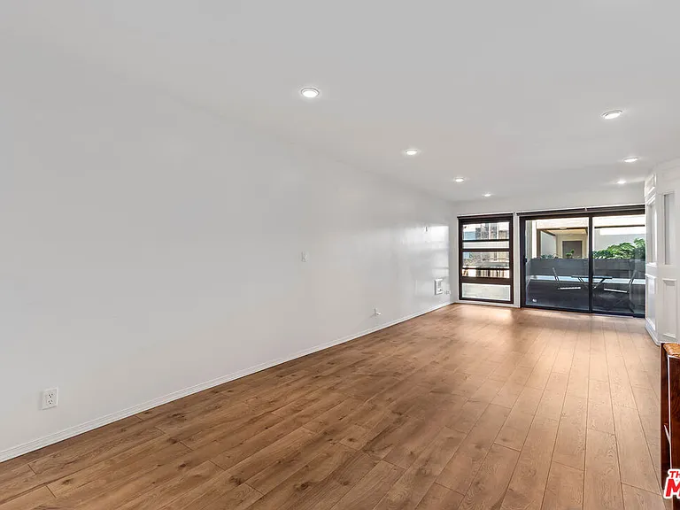 7742 Redlands St #D2044 — Photo 2
