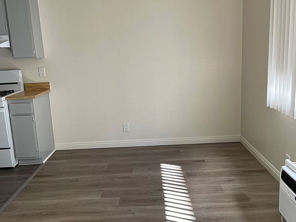 4th image of 7762 Foothill Blvd #116