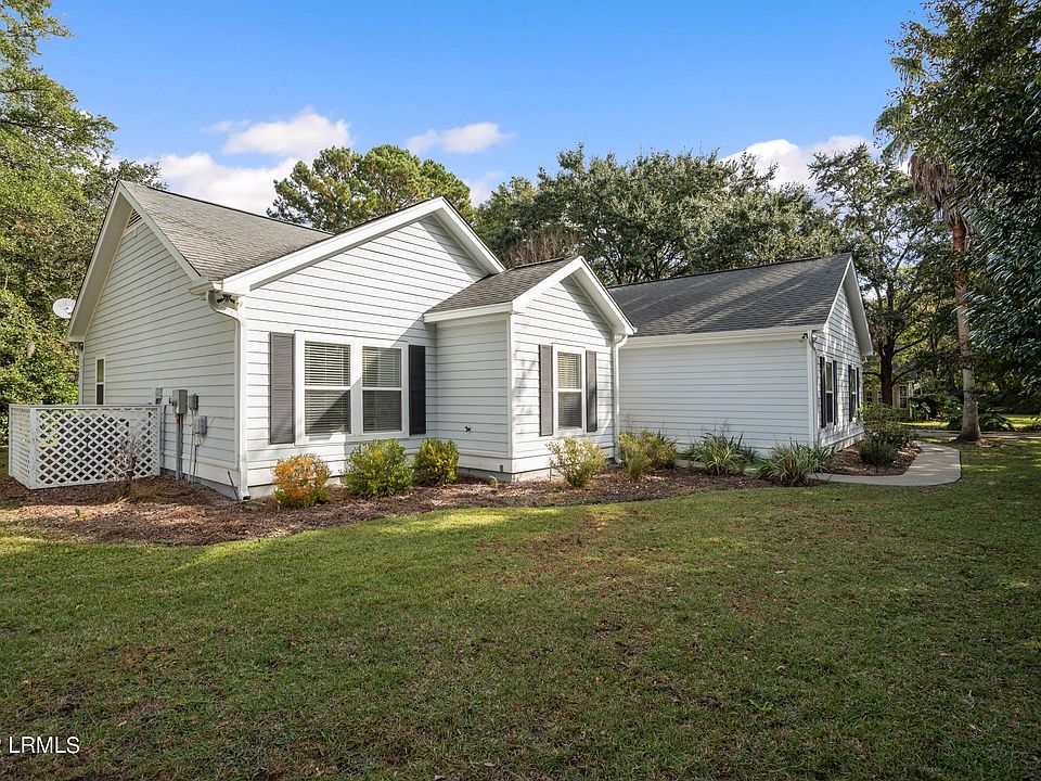 1st image of 36 Barnwell Dr