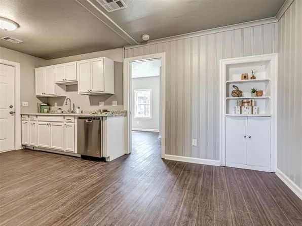 (undisclosed Address), Oklahoma City, OK 73107