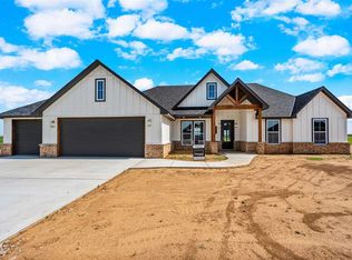 5731 Minnow Ln, Elgin, OK 73538