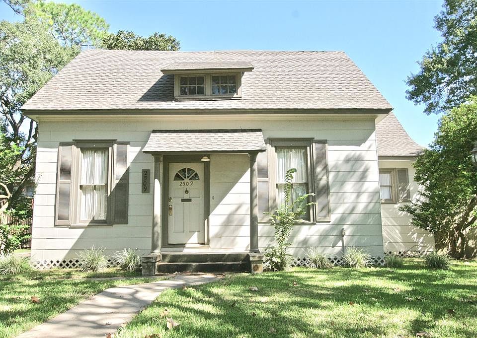 1st image of 2509 Avenue I