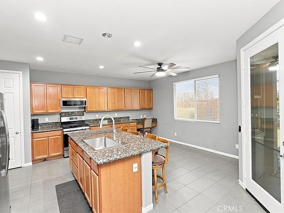 3rd image of 82847 Millay Ct
