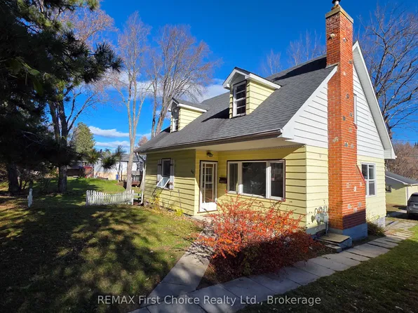 345 8th Ave S, Kenora, ON P9N 2H5
