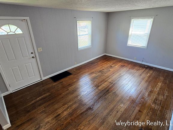 2nd image of 6259 Mayflower Ave