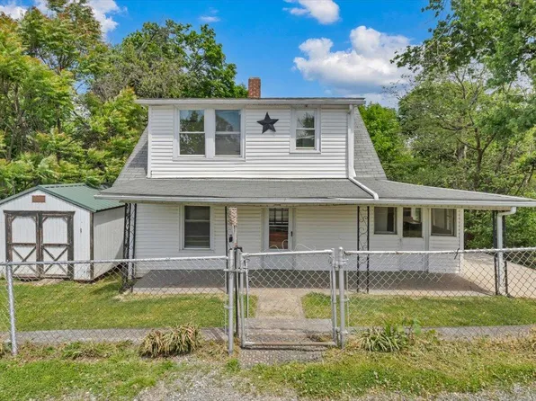 1913 Willis St, Salem, VA 24153