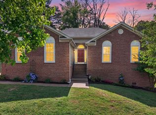 2332 Devonshire Dr, Old Hickory, TN 37138
