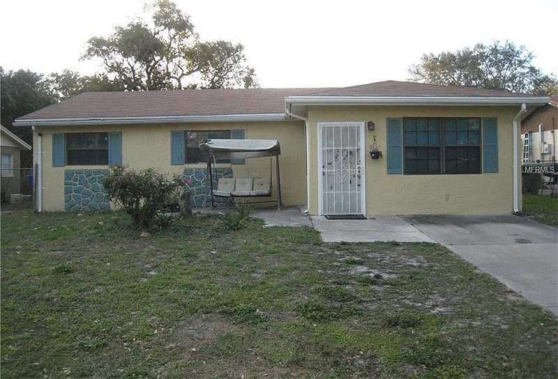 1st image of 924 S Park Ct