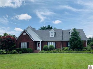 1406 Fleetwood Dr, Murray, KY 42071