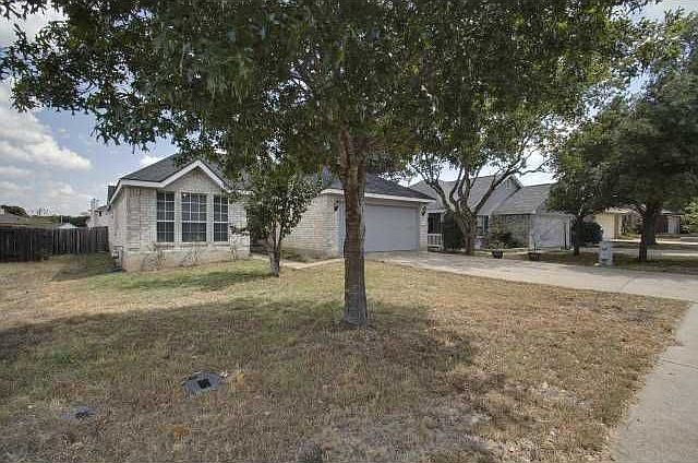 1st image of 1604 Parkwood Dr