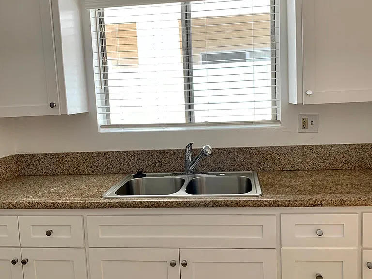 9129 National Blvd #10 — Photo 9