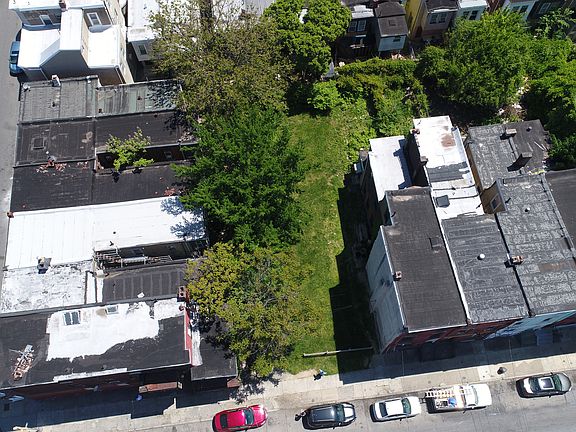 5th image of 2151 N 22nd St