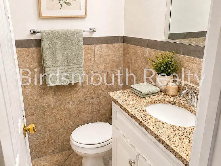 2662 White Oak bathroom 2