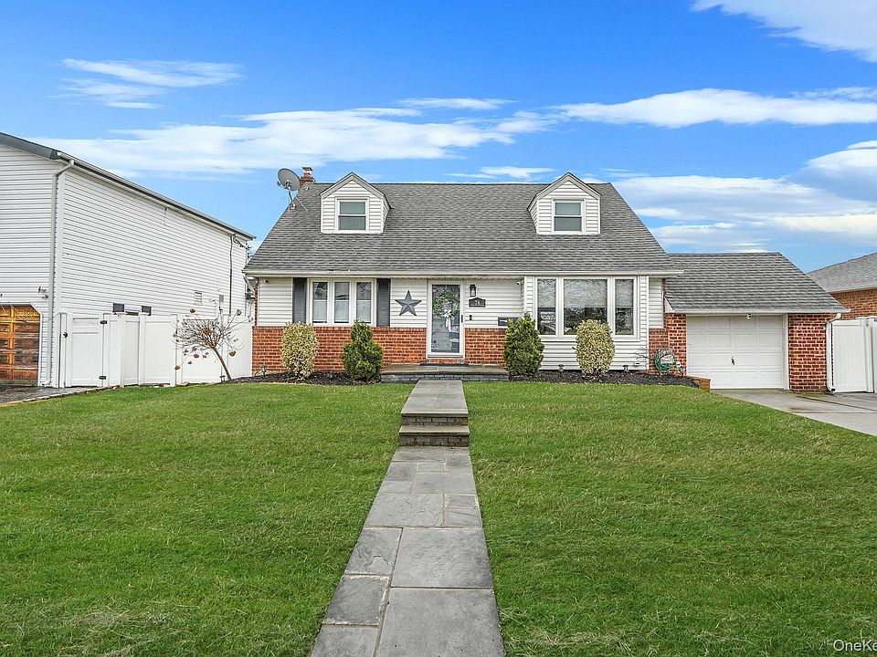1st image of 78 Emerson Avenue
