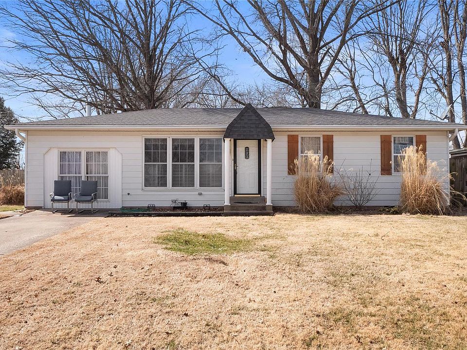 133 Freedom Dr, Belleville, IL 62226 Zillow