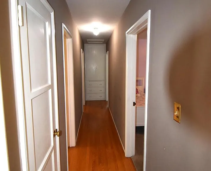 841 W Roses Rd — Photo 23