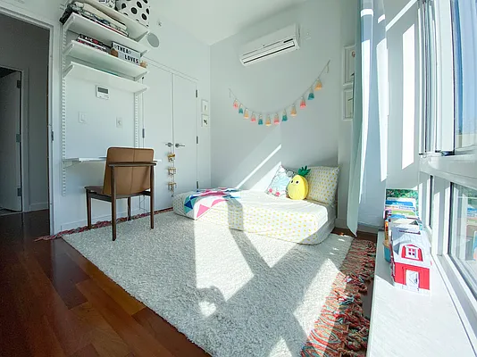 Rented by Kahen Properties | media 27