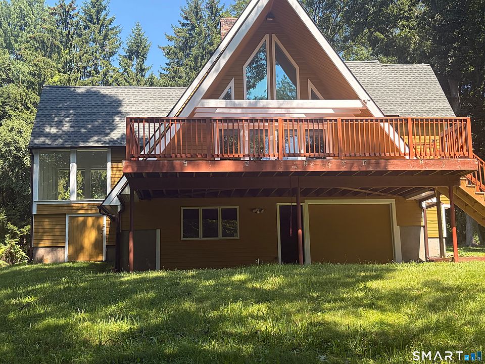 1st image of 137 Corrigan Avenue