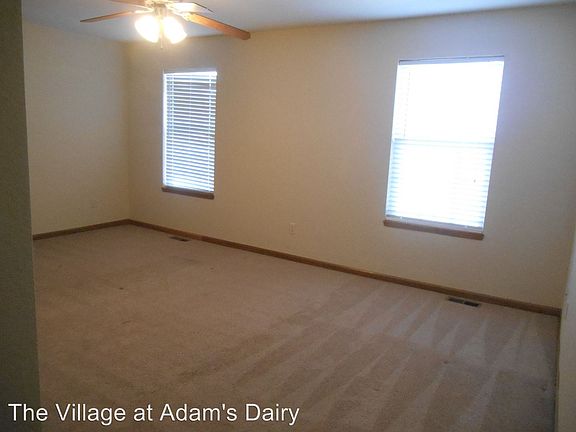 5th image of 195 NE Adams Dairy Pkwy