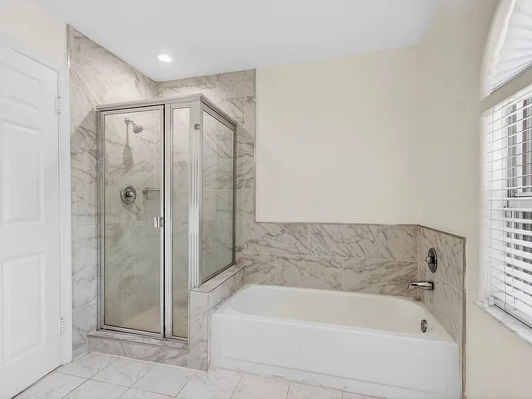 7848 Travlers Tree Dr — Photo 38