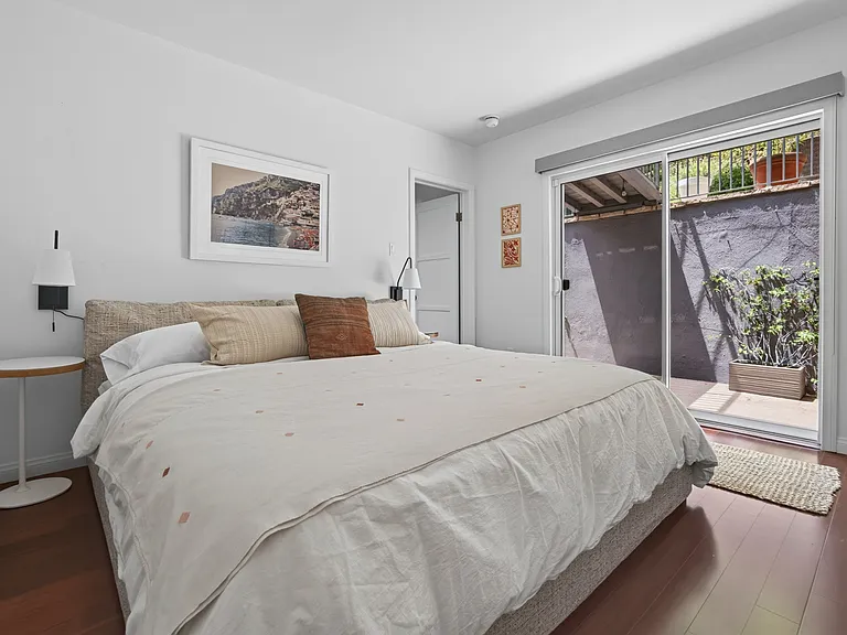 3831 Broadlawn Dr — Photo 17