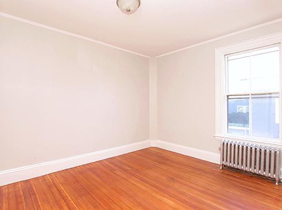 4th image of 270 Lafayette St #5