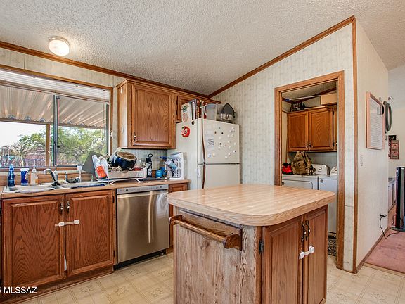 3rd image of 12161 W Catherine Ln