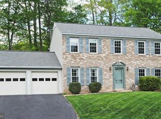 8324 Lindside Way, Springfield, VA 22153