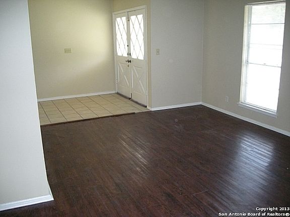 5th image of 7906 Winsford Dr.
