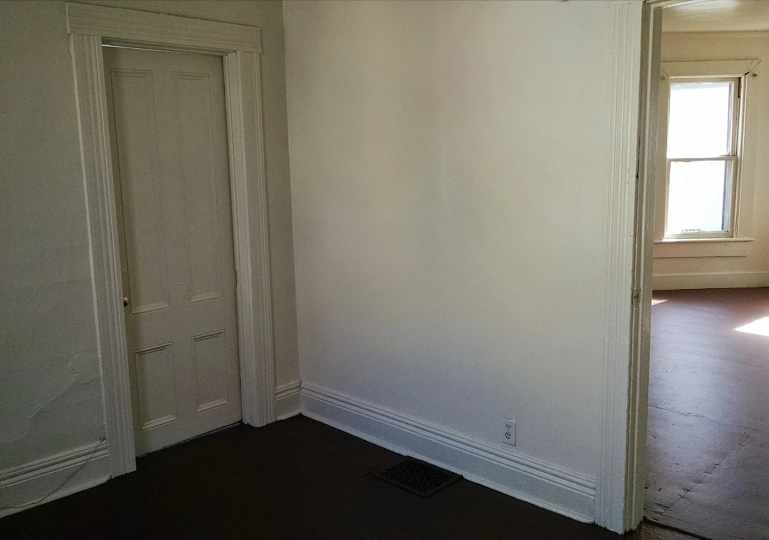 45 Chamberlain Street — Photo 3