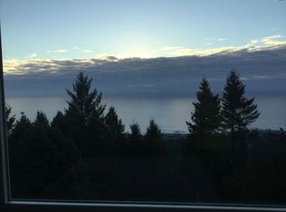 99 Parsons Rd, Whitethorn, CA 95589