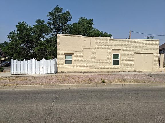 3rd image of 901 W 13th St