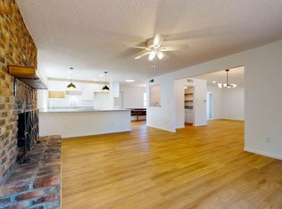10809 Nelle Ave NE, Albuquerque, NM 87111
