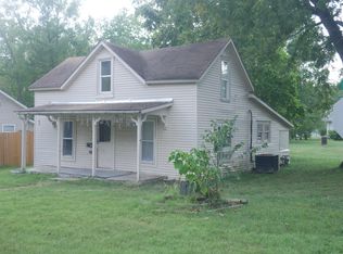803 S Jefferson Ave, Aurora, MO 65605