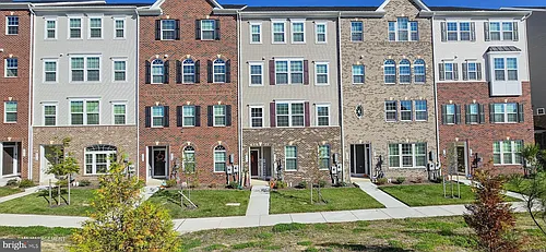 5426 Greenpoint Ln Photo 1