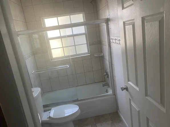 703 N McGowan Ave, Crystal River, FL 34429